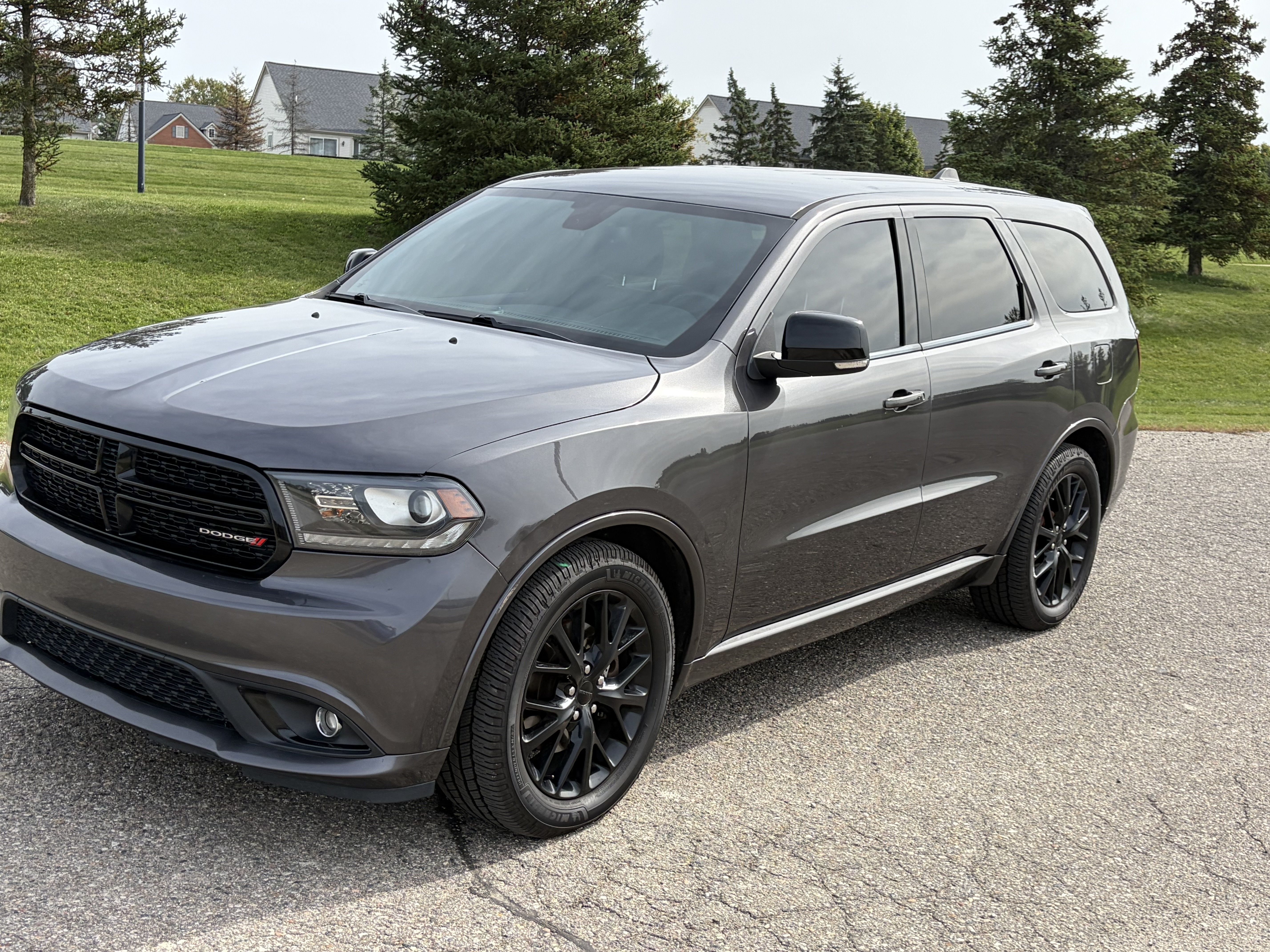 Used 2016 Dodge Durango R/T w/ Blacktop Package AWD/4WD image 2