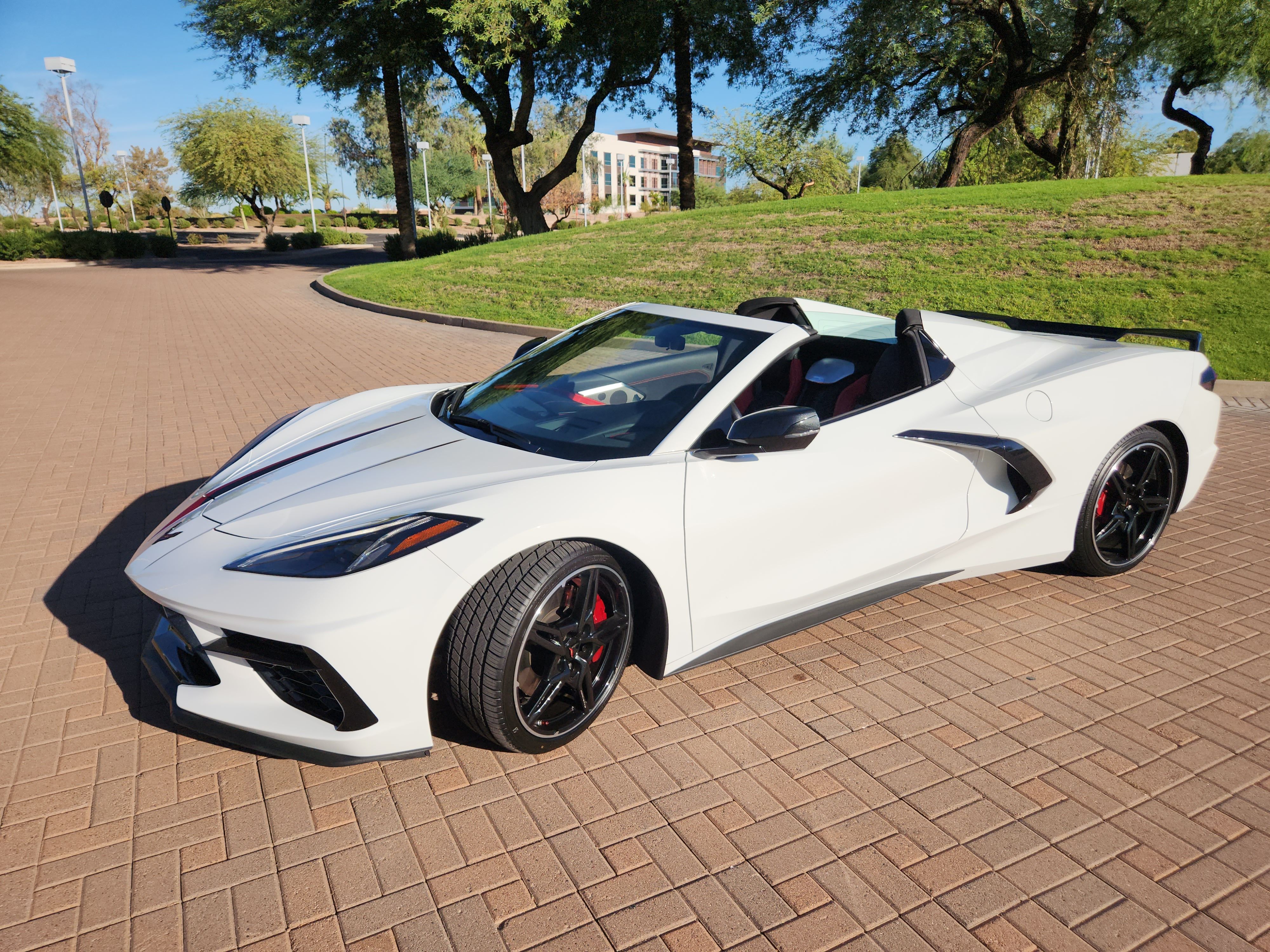 Used 2022 Chevrolet Corvette Stingray Preferred Conv w/ Z51 Performance Package RWD image 6