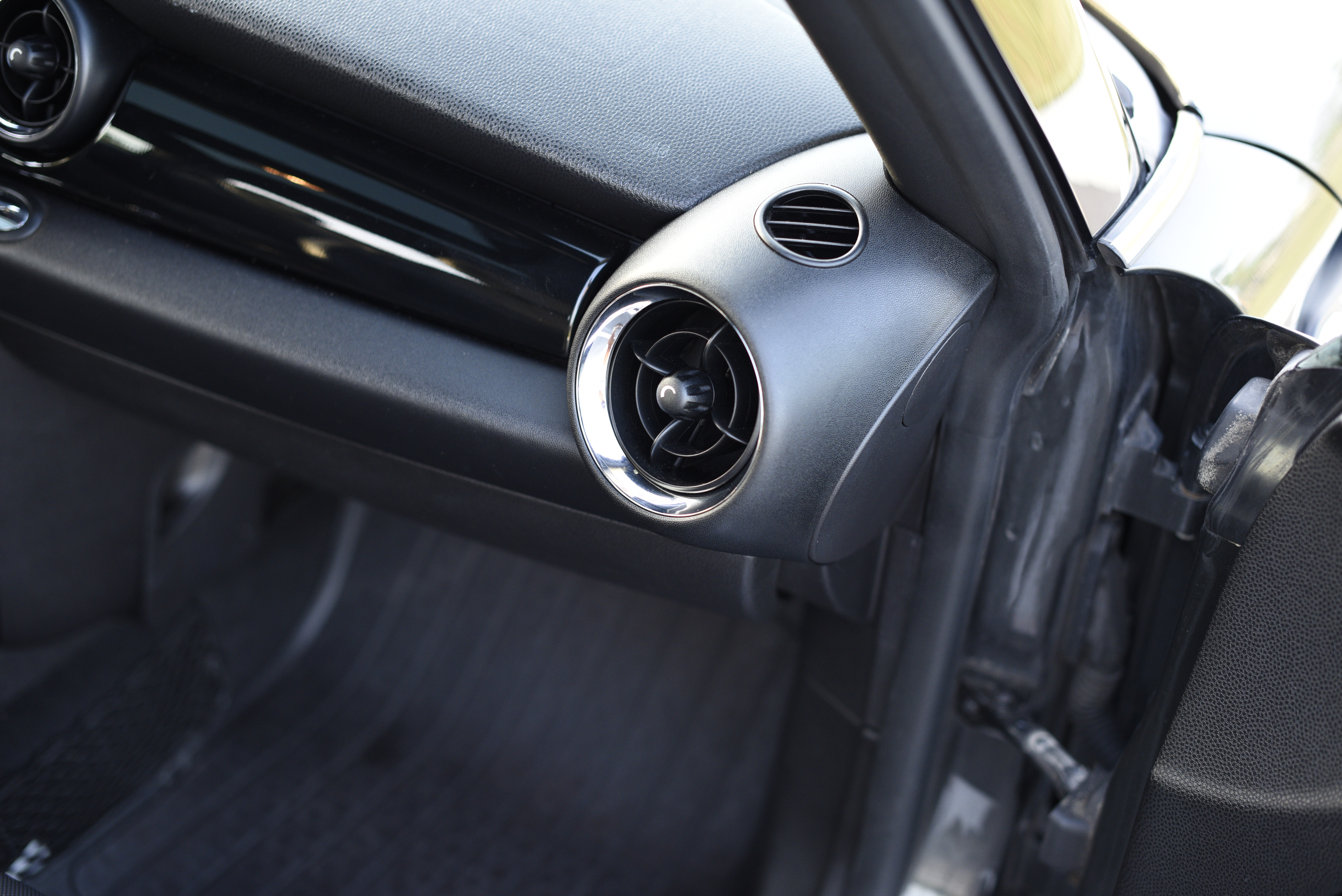 Used 2013 MINI Cooper S FWD image 22