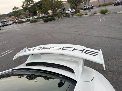 Used 2014 Porsche 911 GT3 RWD image 10