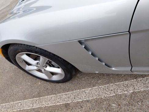 Used 2009 Saturn Sky w/ Premium Trim Package image 6