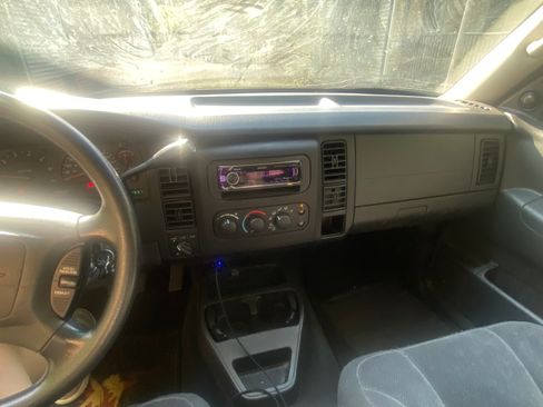 Used 2004 Dodge Dakota SLT AWD/4WD image 14