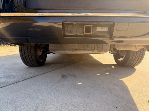 Used 2015 Chevrolet Tahoe LTZ image 16