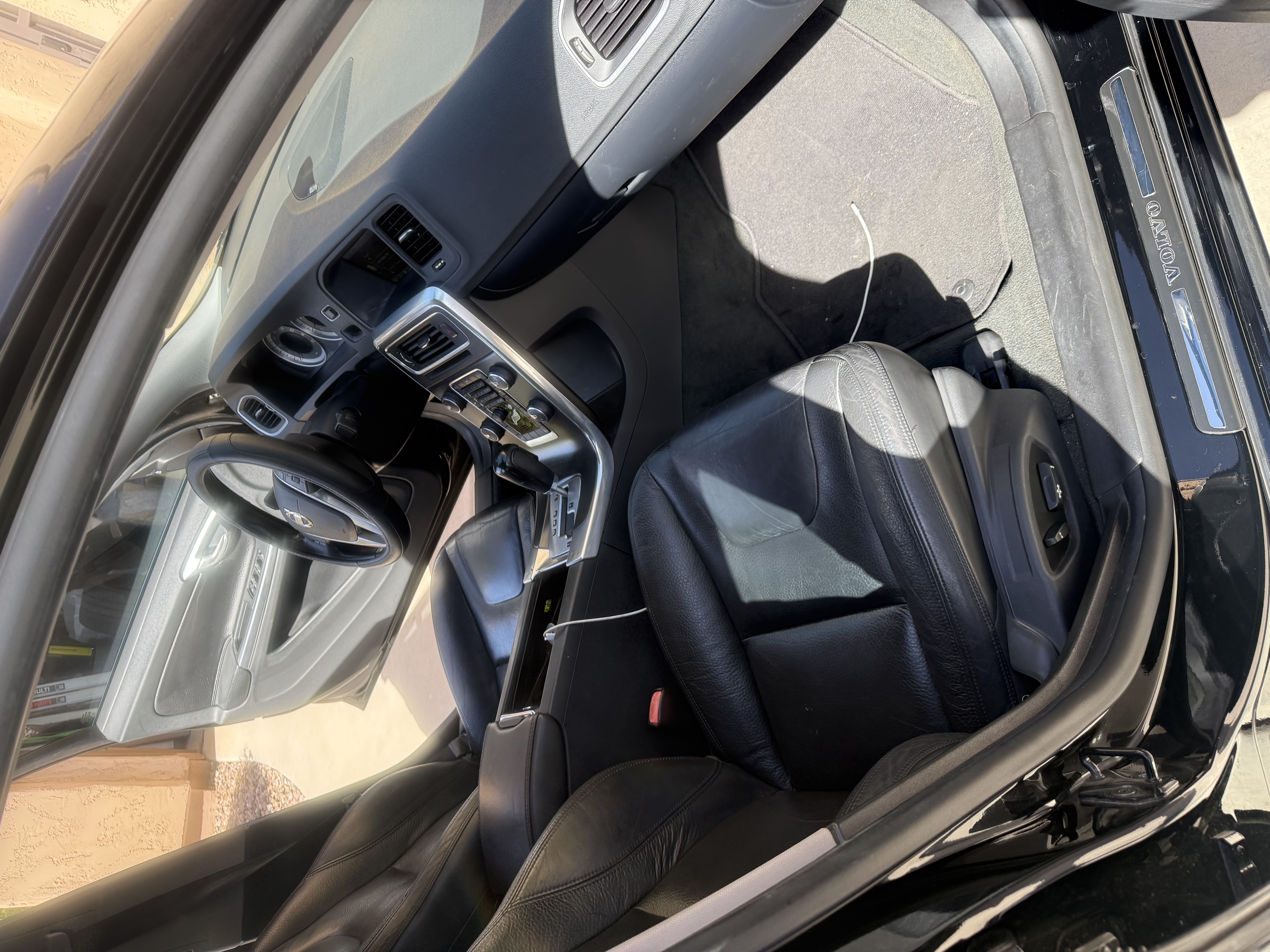 Used 2012 Volvo S60 T5 w/ Multimedia Pkg FWD image 6