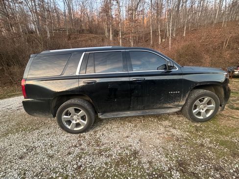 Used 2016 Chevrolet Tahoe LT image 2