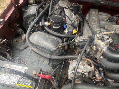 Used 1996 Ford Bronco image 12