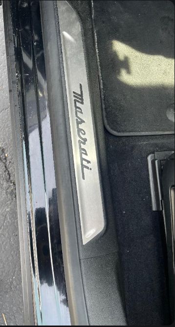 Used 2018 Maserati Levante GranSport AWD/4WD image 18