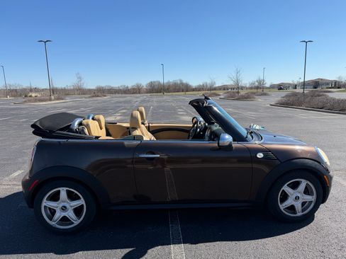 Used 2009 MINI Cooper Cooper Convertible 2D image 9
