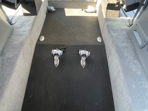 Used 2014 Toyota Sienna LE image 12