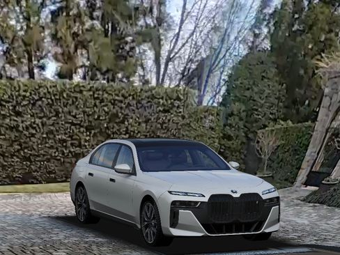 Used 2024 BMW i7 xDrive60 w/ Executive Package image 12