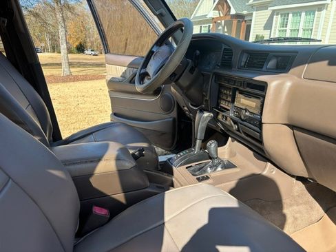 Used 1996 Toyota Land Cruiser Sport Utility 4D image 5