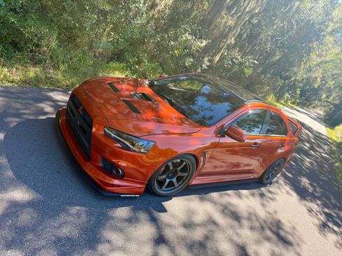 Used 2010 Mitsubishi Lancer Evolution GSR image 5