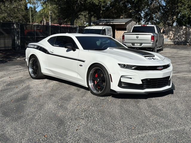 Used 2020 Chevrolet Camaro SS RWD image 13