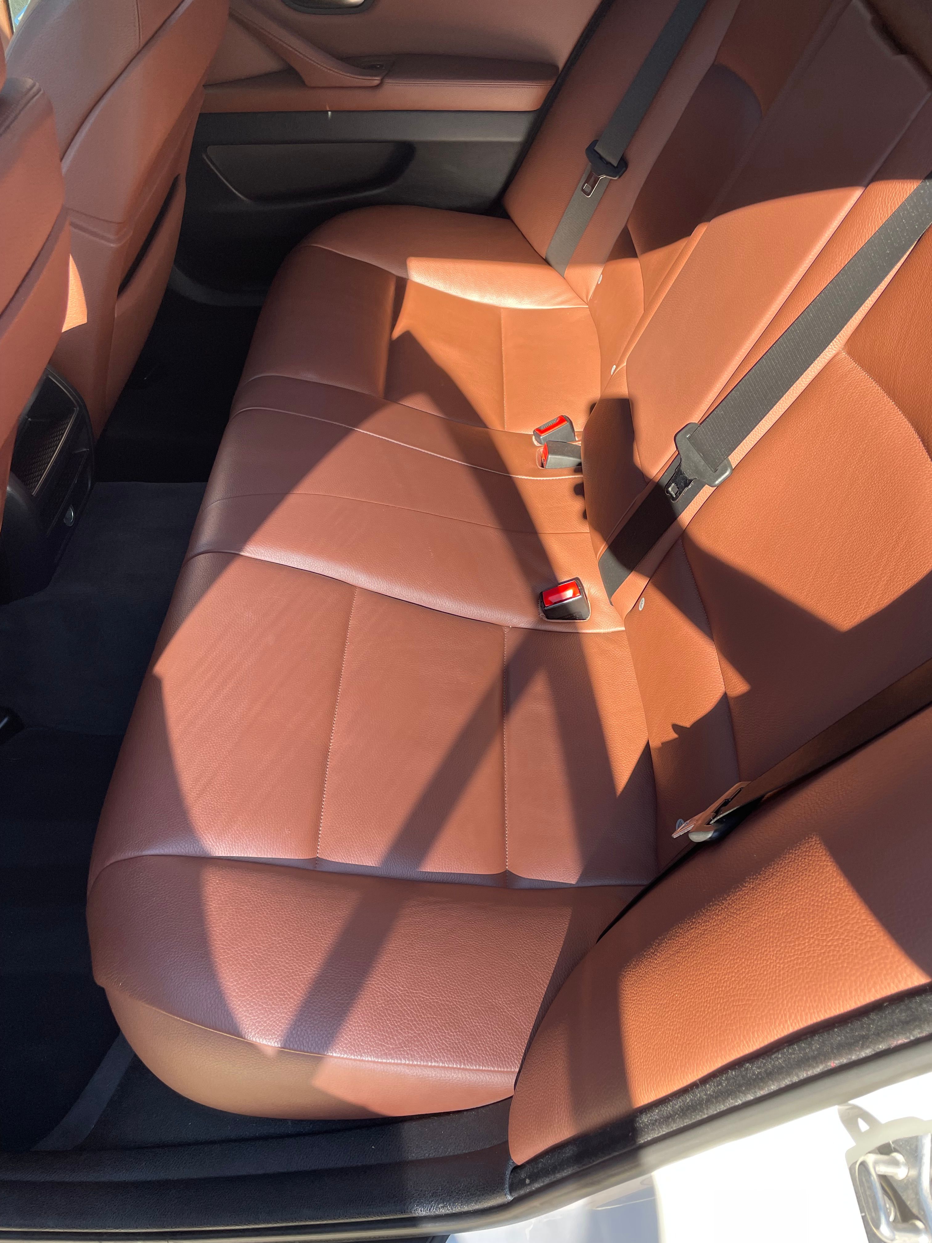 Used 2011 BMW 528i Sedan RWD image 14