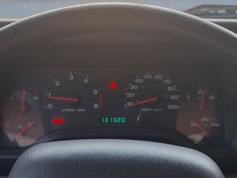 Used 2002 Jeep Wrangler SE image 11