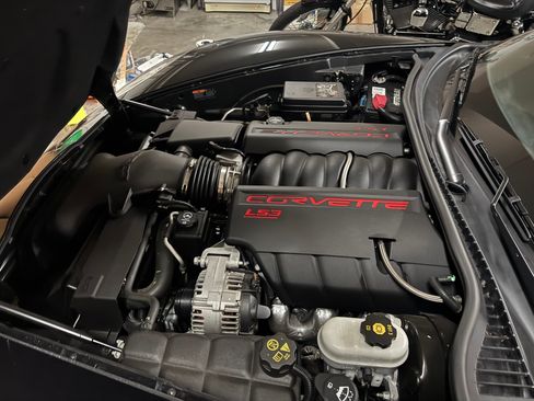 Used 2012 Chevrolet Corvette Coupe 2D w/ 3LT Preferred Equipment Group image 4