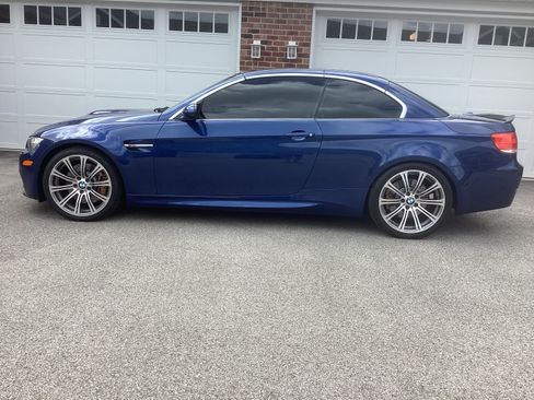 Used 2009 BMW M3 Convertible RWD image 1