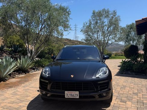 Used 2016 Porsche Macan S image 5