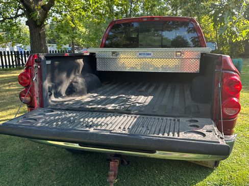 Used 2009 Dodge Ram 2500 Truck SLT w/ Popular Equipment Group image 20