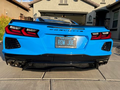 Used 2024 Chevrolet Corvette Stingray Preferred Cpe RWD image 2