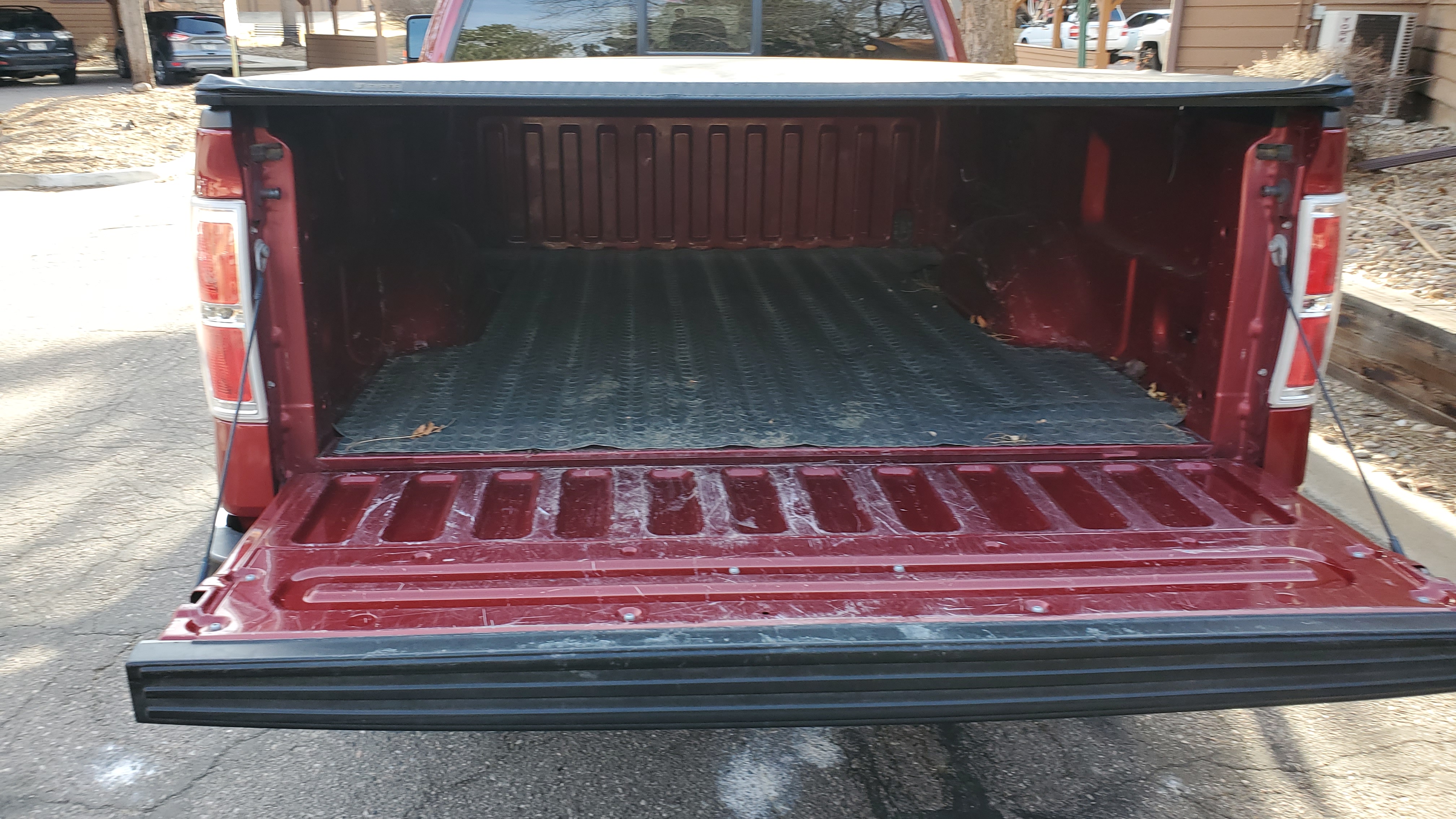 Used 2014 Ford F150 Lariat w/ Lariat Chrome Package AWD/4WD image 9