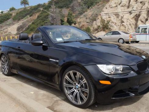 Used 2010 BMW M3 Convertible image 22