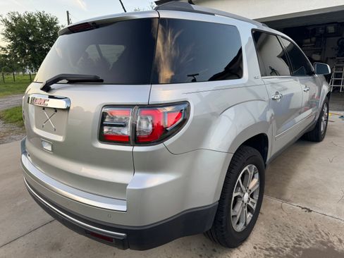 Used 2014 GMC Acadia SLT image 10