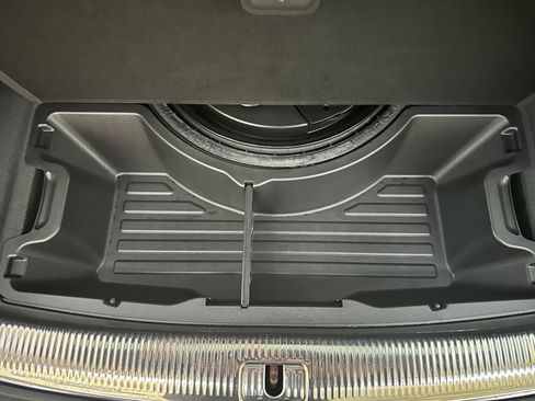 Used 2016 Audi SQ5 Premium Plus AWD/4WD image 25
