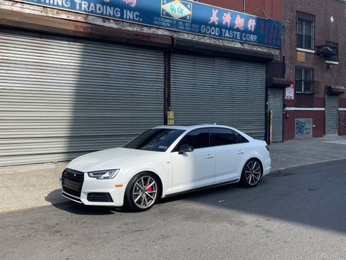 Used 2018 Audi A4 2.0T Premium Plus w/ Premium Plus Package image 6