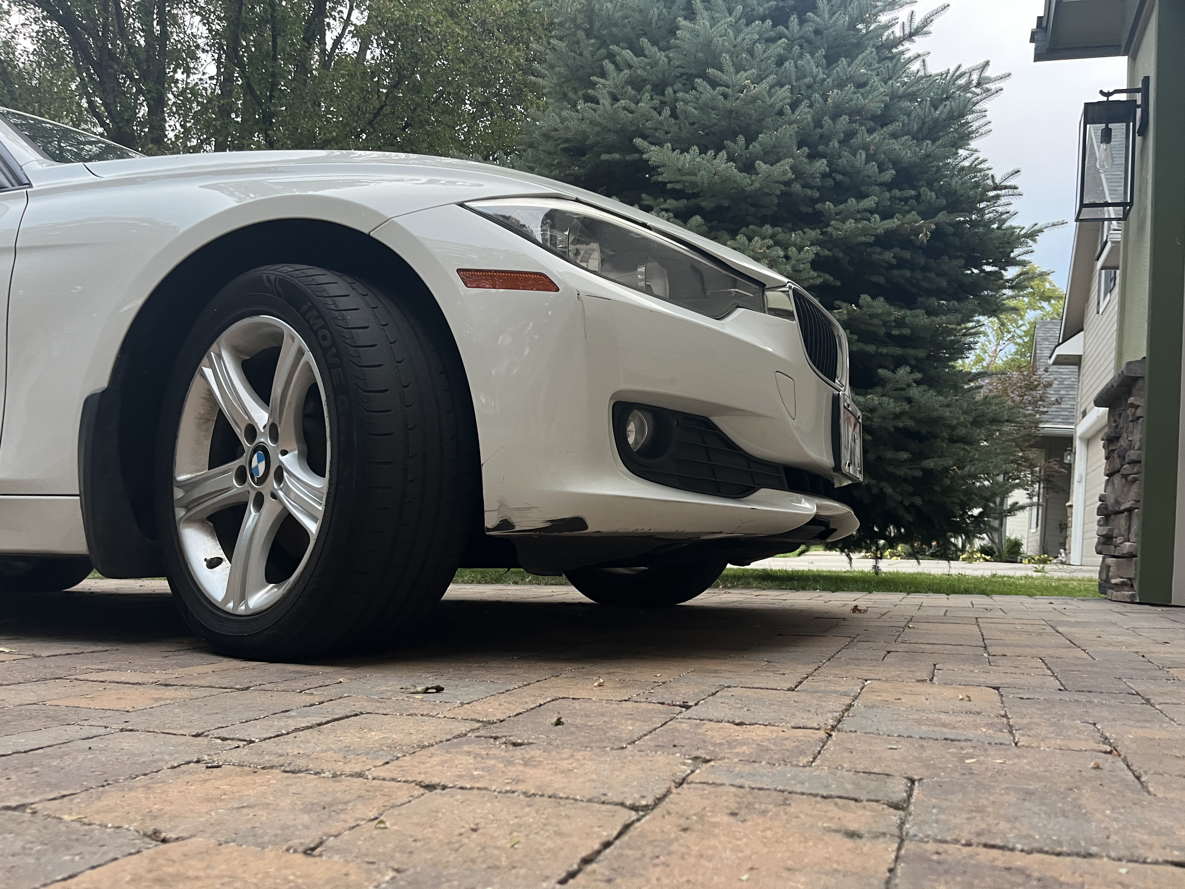 Used 2014 BMW 320i xDrive Sedan AWD/4WD image 12