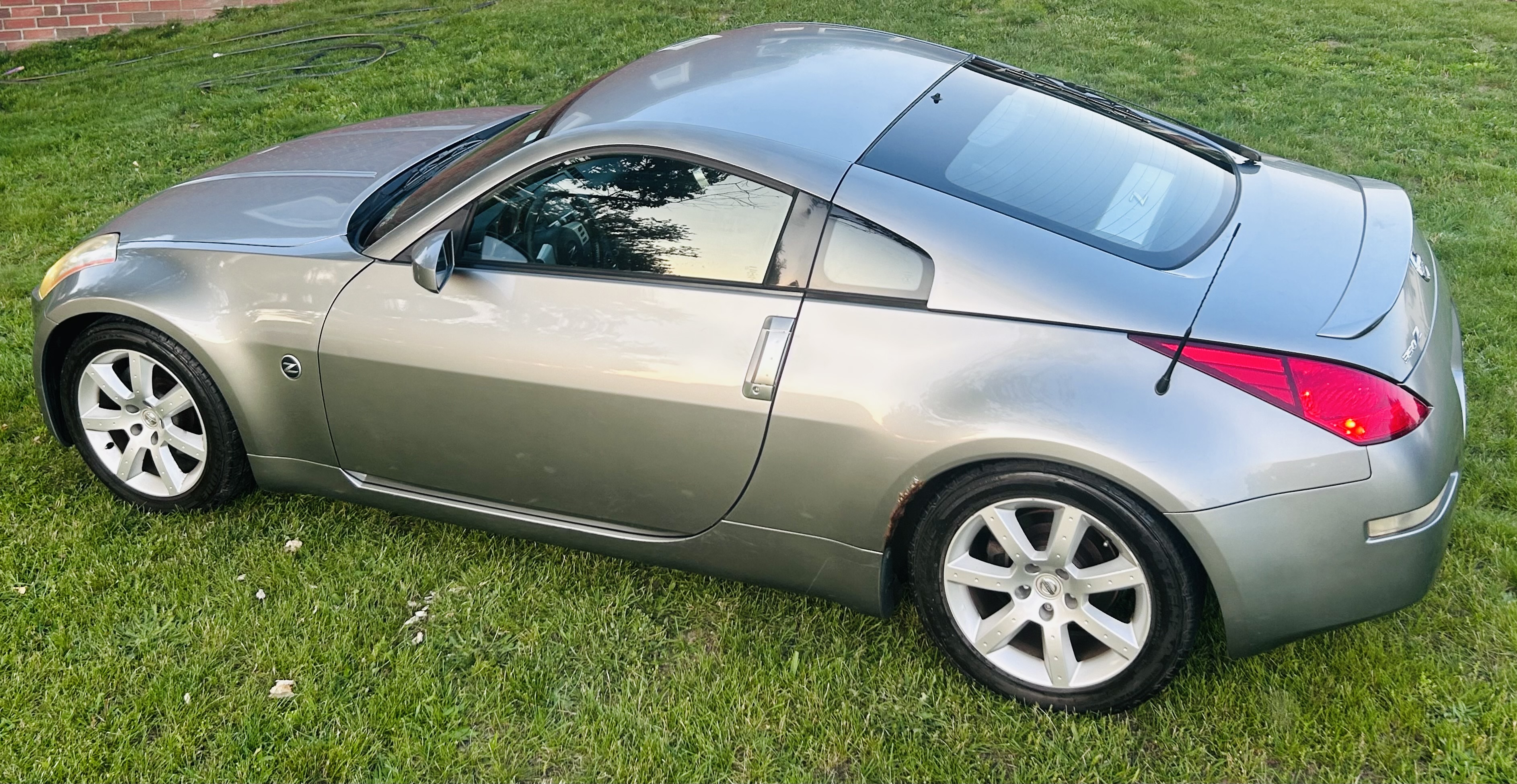 Used 2003 Nissan 350Z Enthusiast w/ Aerodynamics Pkg RWD image 4