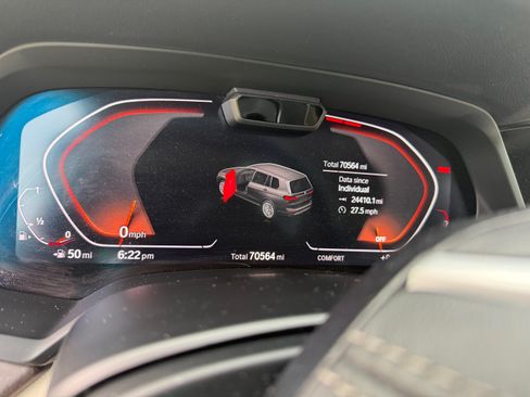 Used 2019 BMW X7 xDrive50i w/ Premium Package AWD/4WD image 11