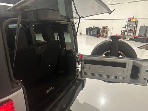 Used 2015 Jeep Wrangler Sport w/ Quick Order Package 24S image 16