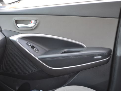 Used 2015 Hyundai Santa Fe Sport image 14