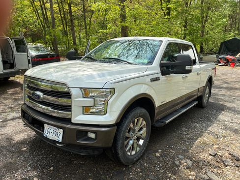 Used 2016 Ford F150 Lariat AWD/4WD image 2