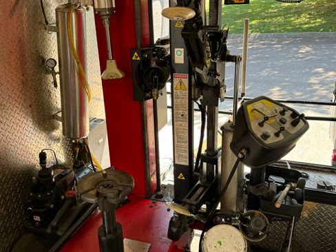 Used 2020 Mercedes-Benz Sprinter 2500 image 12