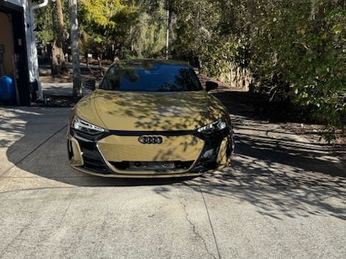 Used 2023 Audi e-tron GT Prestige w/ Prestige Package image 11