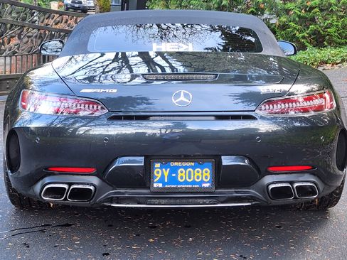 Used 2020 Mercedes-Benz AMG GT C image 9