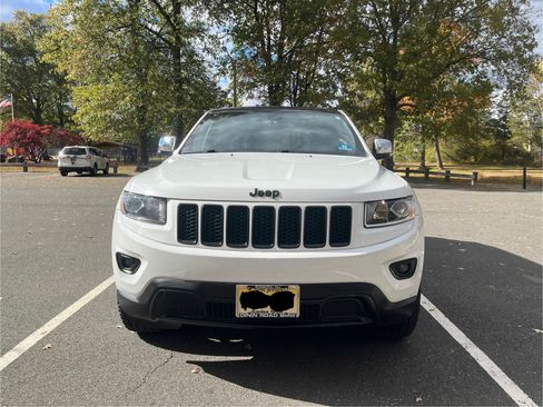 Used 2014 Jeep Grand Cherokee Limited image 2