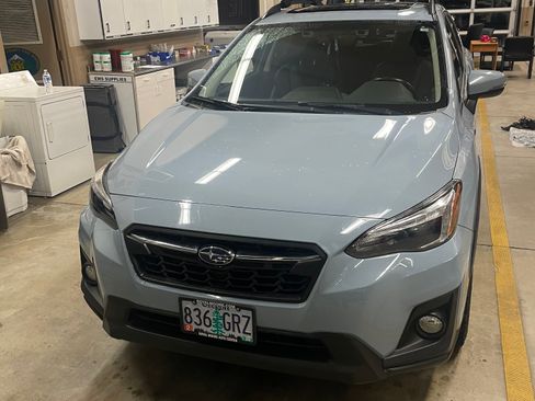 Used 2019 Subaru Crosstrek 2.0i Limited w/ Moonroof Package w/Navigation AWD/4WD image 2