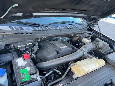 Used 2018 Ford F150 Raptor w/ Equipment Group 802A Luxury image 8