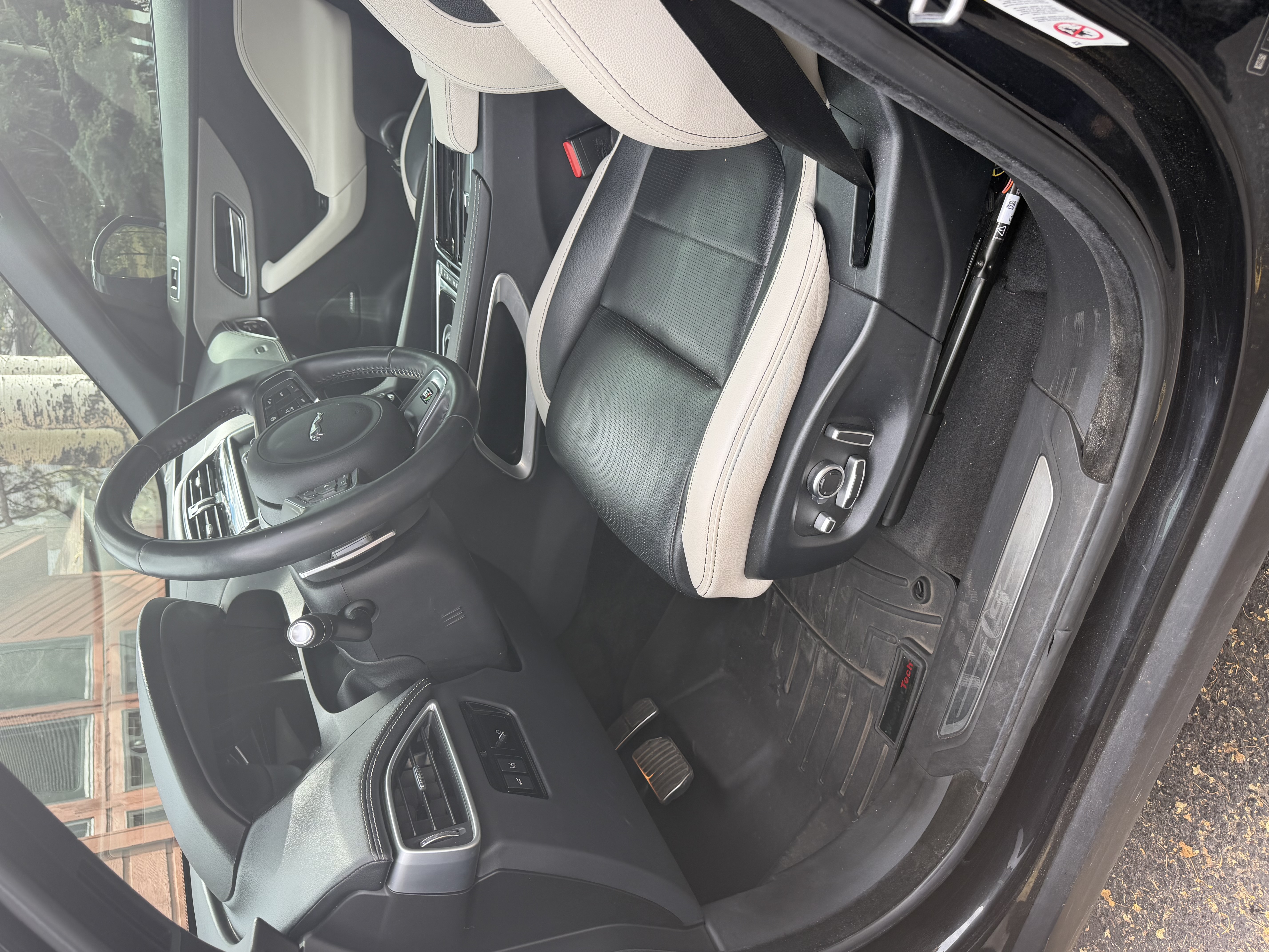 Used 2018 Jaguar F-PACE S AWD/4WD image 6