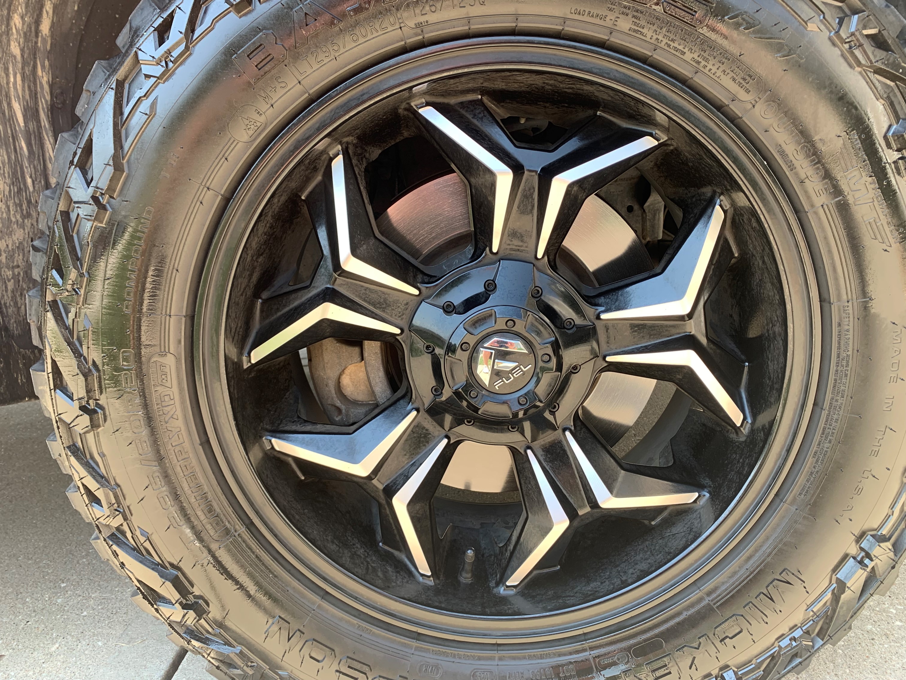 Used 2019 Nissan Titan S w/ S Utility Package AWD/4WD image 11