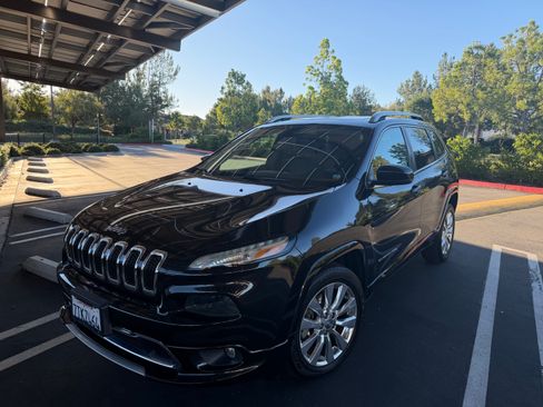 Used 2016 Jeep Cherokee Overland image 5