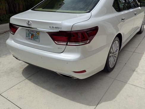 Used 2014 Lexus LS 460 AWD image 5