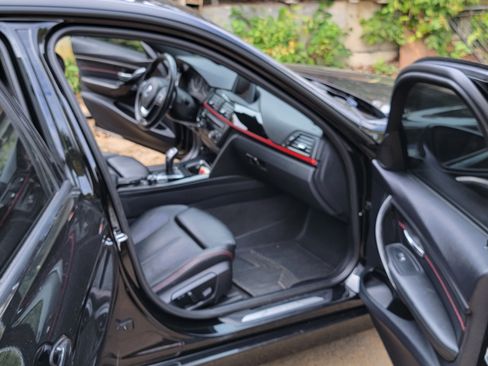 Used 2013 BMW 335i xDrive Sedan image 9