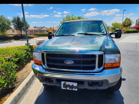 Used 2000 Ford F250 4x4 SuperCab Super Duty image 1