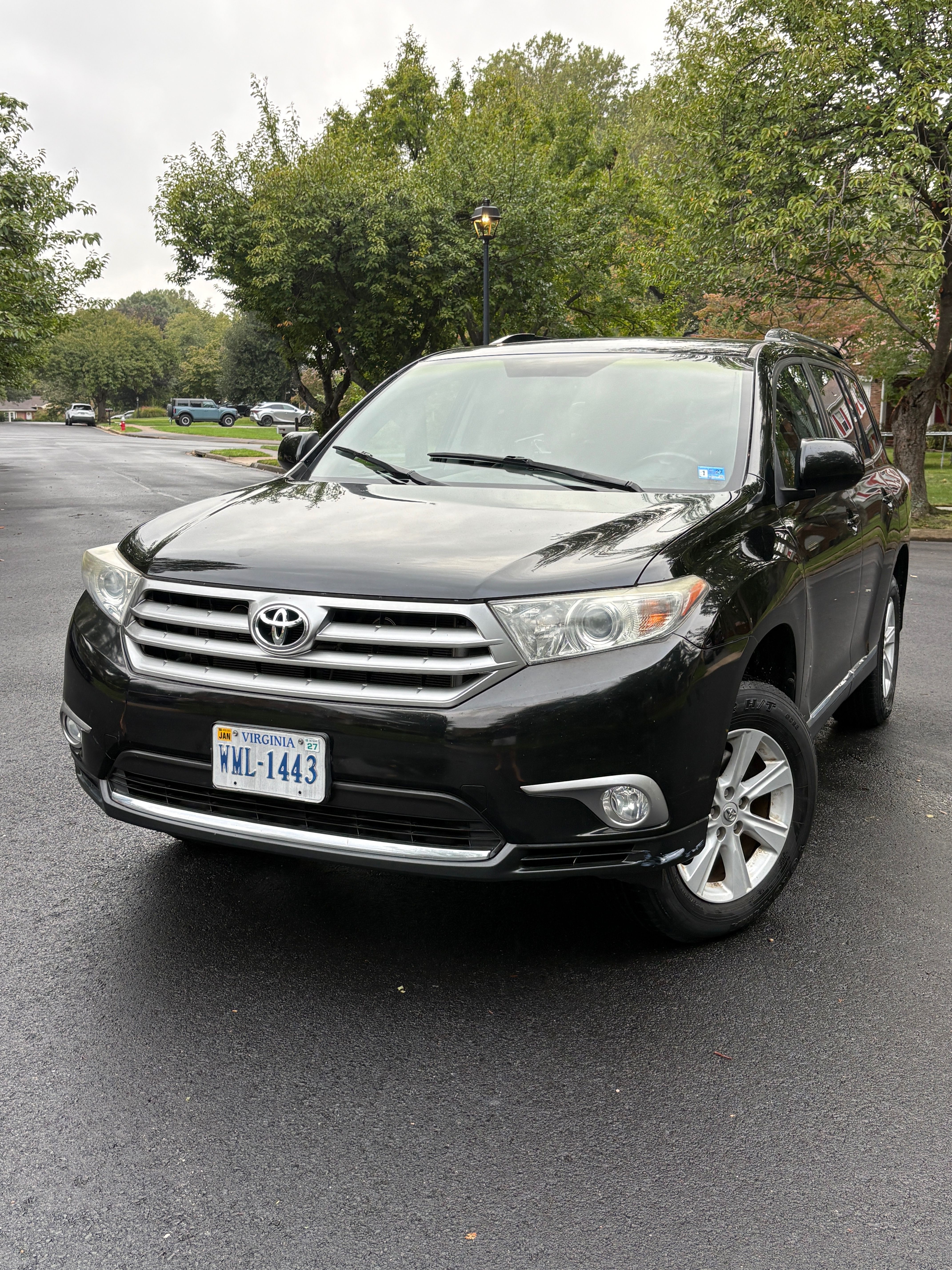 Used 2013 Toyota Highlander SE AWD/4WD image 1