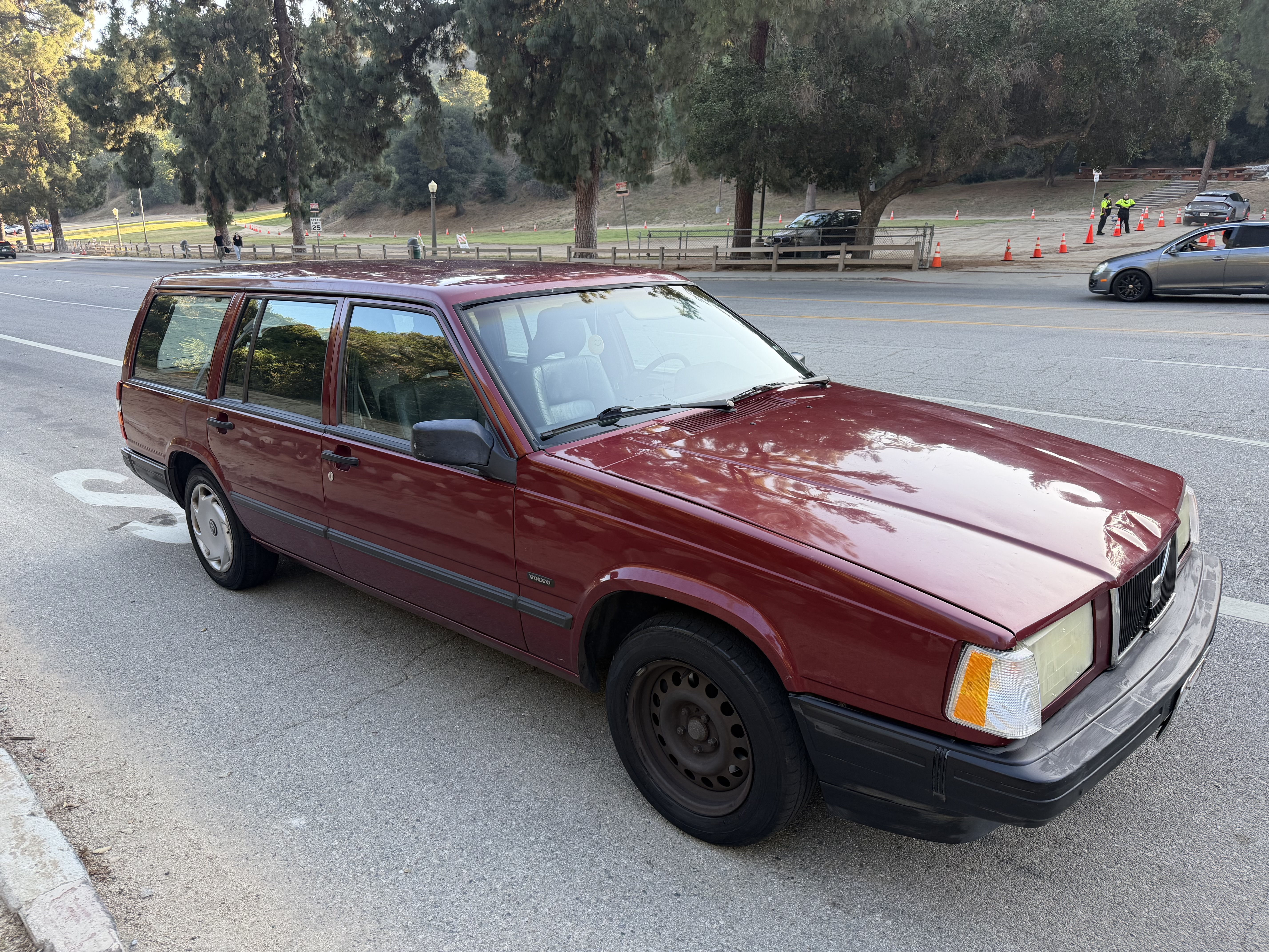 Used 1995 Volvo 940 Wagon RWD image 5