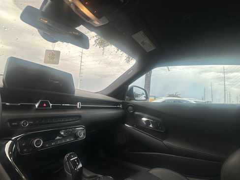 Used 2025 Toyota Supra Premium image 14